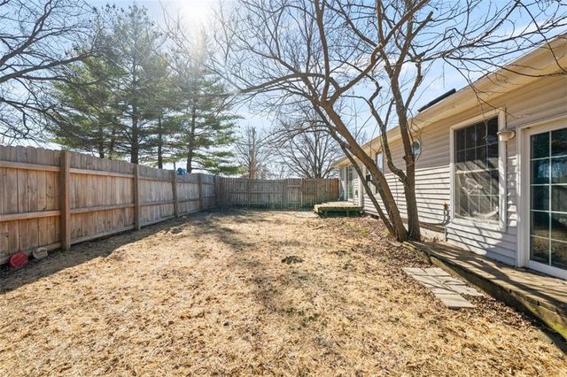 35808 E Pink Hill Road 64075, Oak Grove, MO 64075