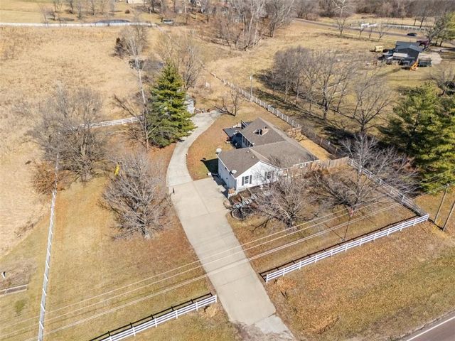 35808 E Pink Hill Road 64075, Oak Grove, MO 64075