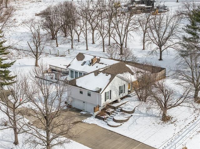 35808 E Pink Hill Road 64075, Oak Grove, MO 64075