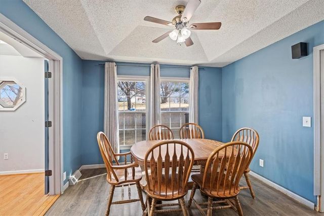 35808 E Pink Hill Road 64075, Oak Grove, MO 64075