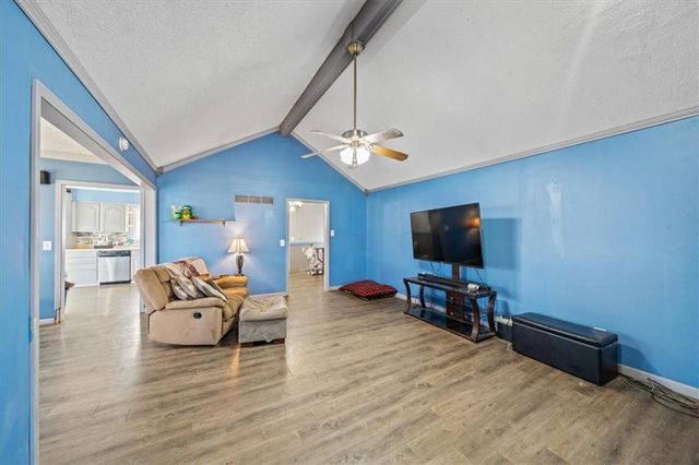 35808 E Pink Hill Road 64075, Oak Grove, MO 64075