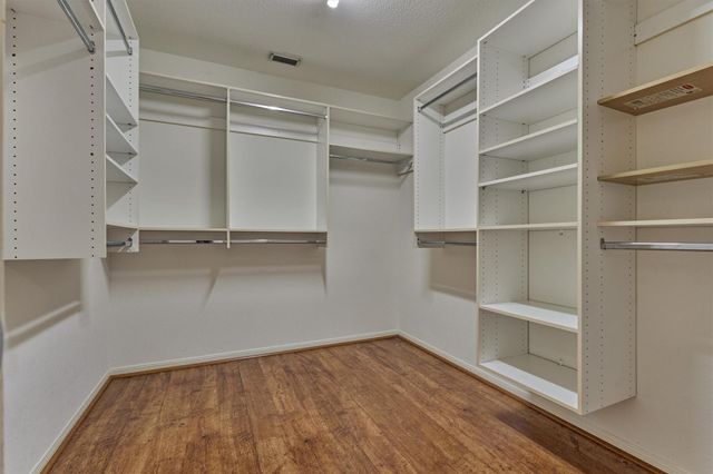 30 Fortuneberry Place, The Woodlands, TX 77382