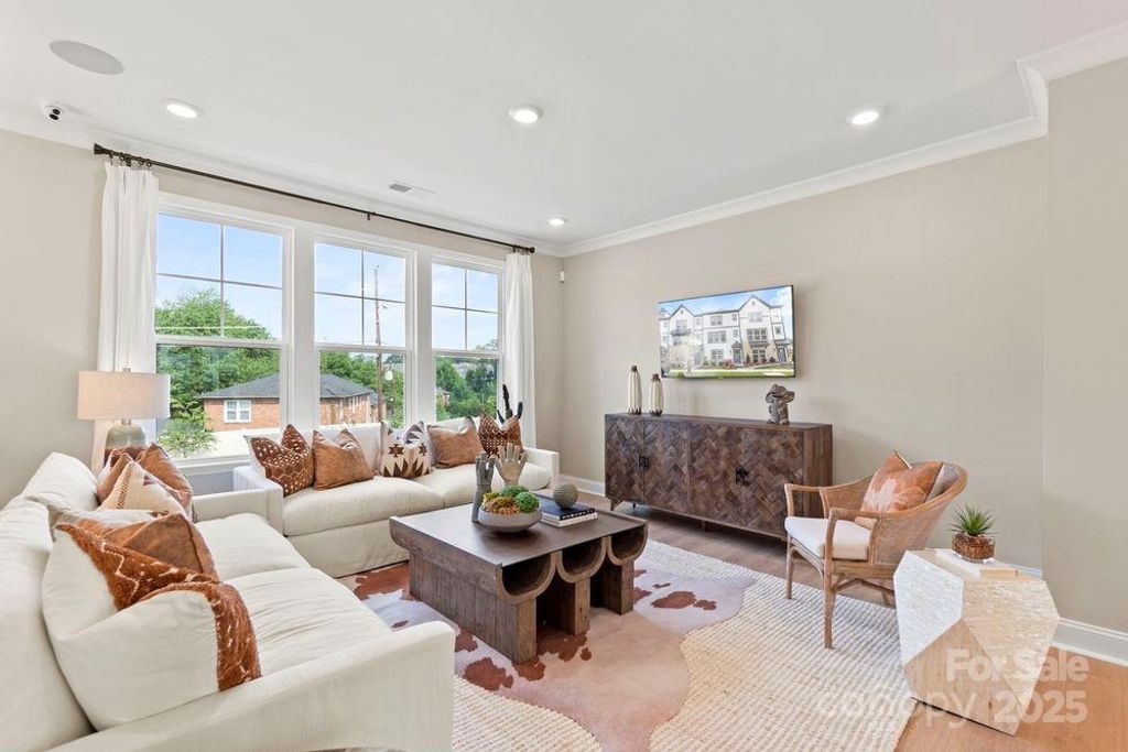 9444 Senator Royall Drive, Charlotte, NC 28262