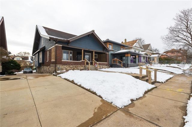 1319 E 28th Street, Kansas City, MO 64109