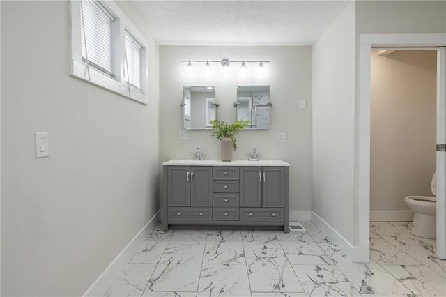 1319 E 28th Street, Kansas City, MO 64109