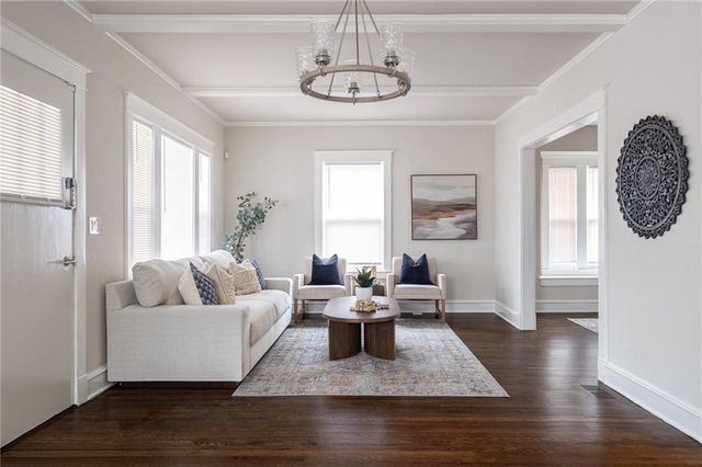 1319 E 28th Street, Kansas City, MO 64109