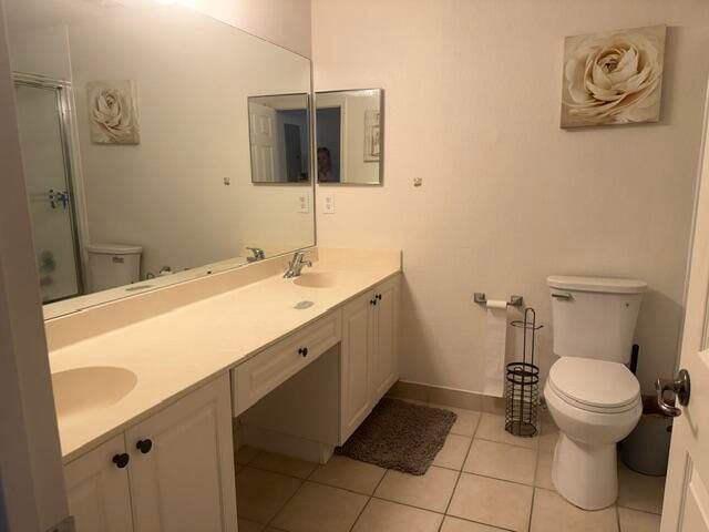 2804 Sarento Place 107, Palm Beach Gardens, FL 33410