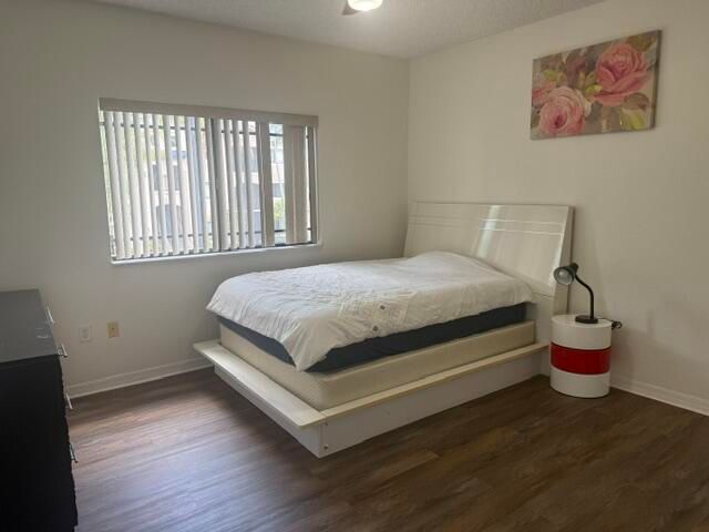 2804 Sarento Place 107, Palm Beach Gardens, FL 33410