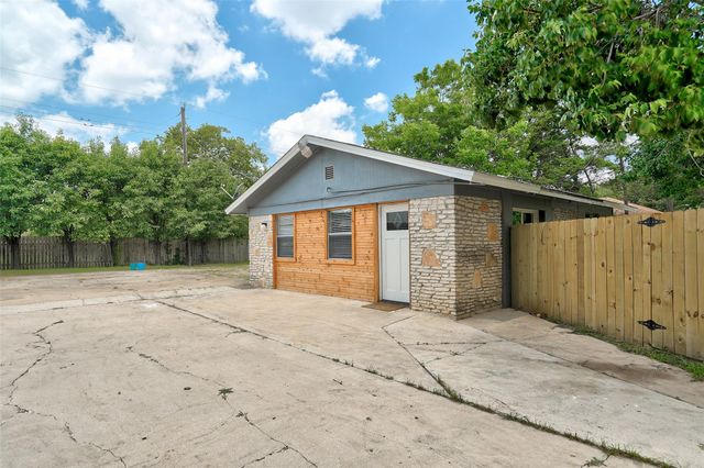 1806 Dixie LN, Round Rock, TX 78664