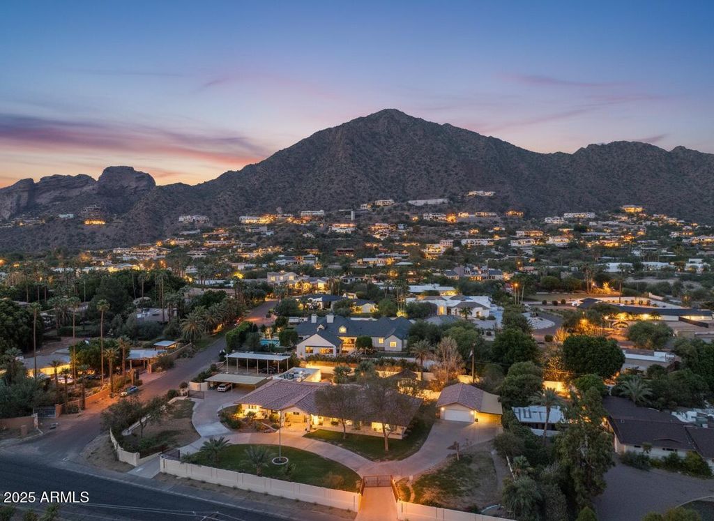 5310 E CAMELBACK Road, Phoenix, AZ 85018 — exterior