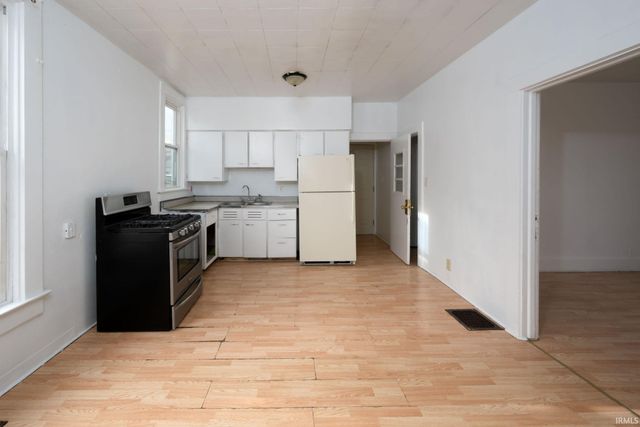 236 E Park Drive, Huntington, IN 46750