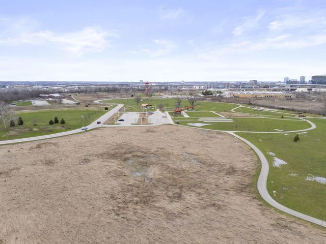 44 W Kossuth Street, Columbus, OH 43206