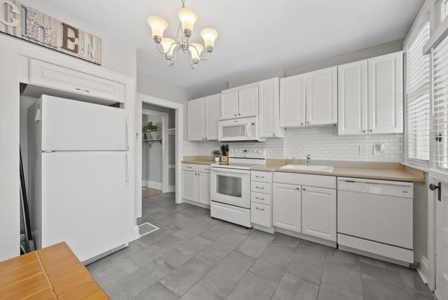 44 W Kossuth Street, Columbus, OH 43206