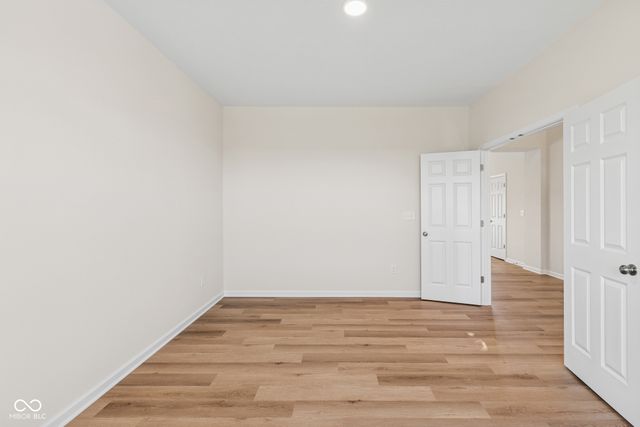 3726 Hayden Valley Drive, Bargersville, IN 46106