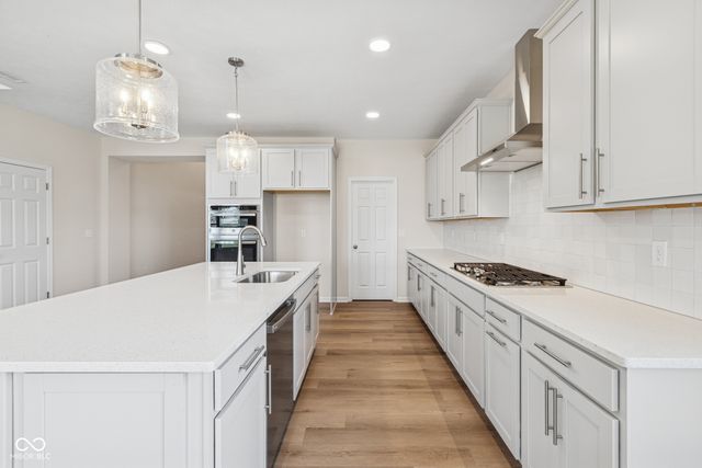 3726 Hayden Valley Drive, Bargersville, IN 46106