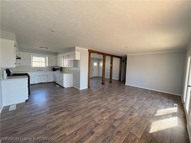 19 Lincoln Drive, Charleston, AR 72933