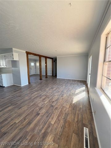 19 Lincoln Drive, Charleston, AR 72933