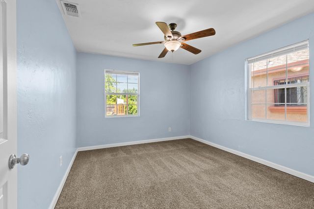 49 El Camino Ave, Sacramento, CA 95815