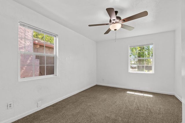 49 El Camino Ave, Sacramento, CA 95815