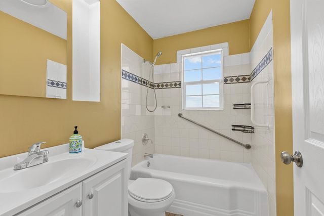 49 El Camino Ave, Sacramento, CA 95815