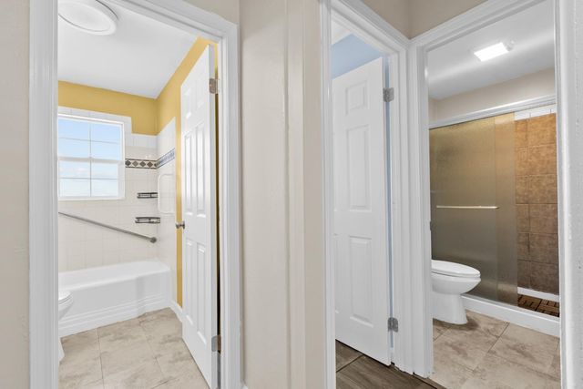 49 El Camino Ave, Sacramento, CA 95815