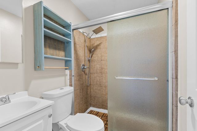 49 El Camino Ave, Sacramento, CA 95815