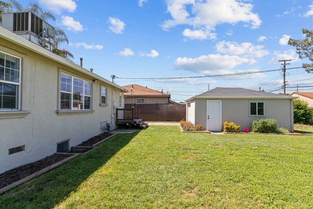 49 El Camino Ave, Sacramento, CA 95815