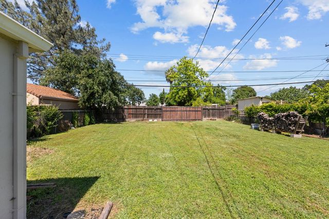 49 El Camino Ave, Sacramento, CA 95815