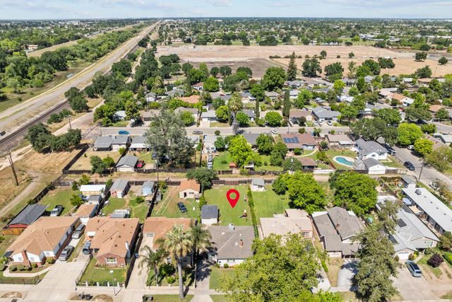 49 El Camino Ave, Sacramento, CA 95815