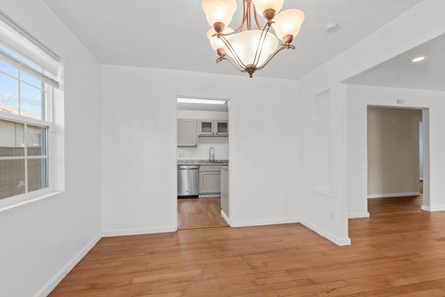 49 El Camino Ave, Sacramento, CA 95815