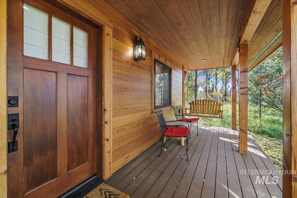 13982 Comfort Road, McCall, ID 83638 photo 3