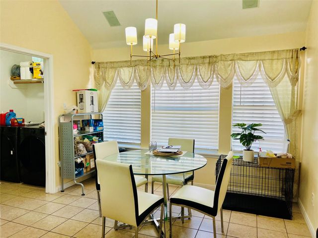 12431 Heritage Grove Drive, Houston, TX 77066