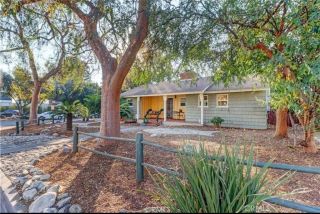 1403 Cuernavaca, Claremont, CA 91711