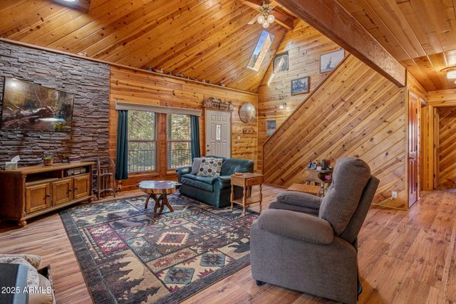 2933 WILDCAT Trail, Overgaard, AZ 85933