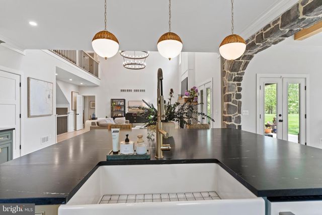 20 BARNITZ WOODS DR, Mount Holly Springs, PA 17065
