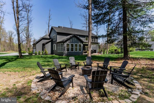 20 BARNITZ WOODS DR, Mount Holly Springs, PA 17065