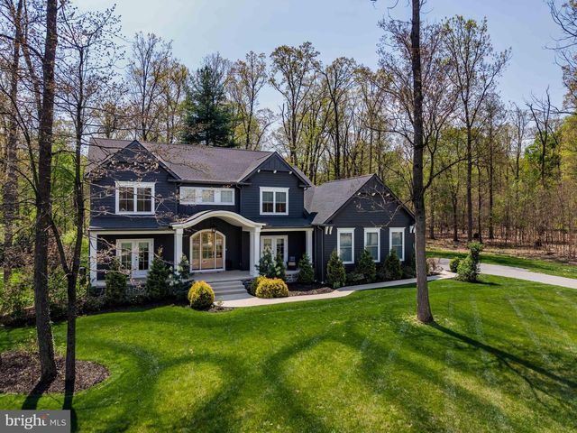 20 BARNITZ WOODS DR, Mount Holly Springs, PA 17065