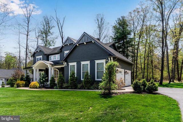 20 BARNITZ WOODS DR, Mount Holly Springs, PA 17065