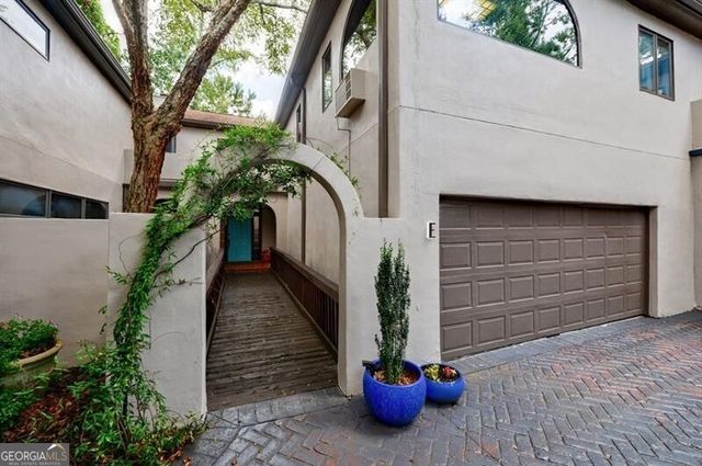 3491 Roswell Road NE E, Atlanta, GA 30305