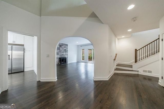 3491 Roswell Road NE E, Atlanta, GA 30305