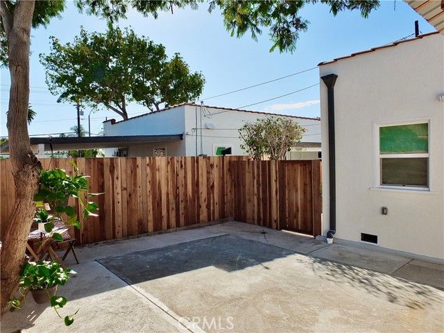 2618 Lime Ave, Signal Hill, CA 90755