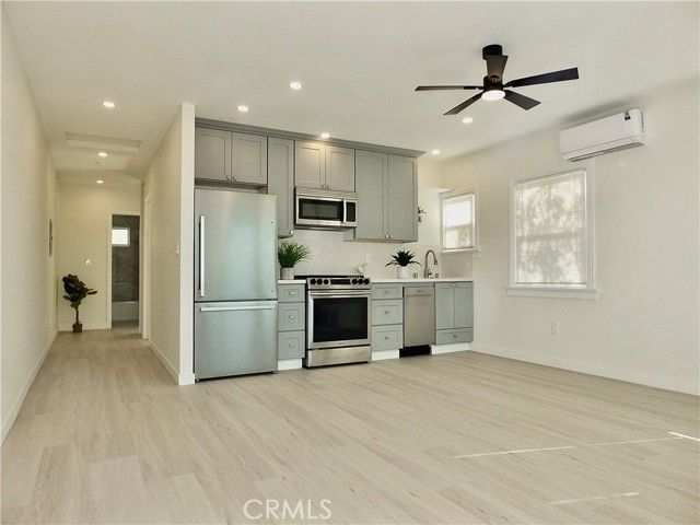 2618 Lime Ave, Signal Hill, CA 90755