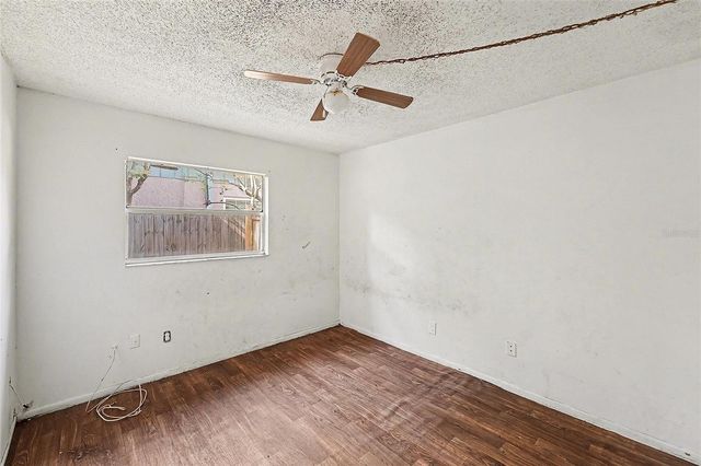 3050 MEADOW LAKE AVENUE, Largo, FL 33771