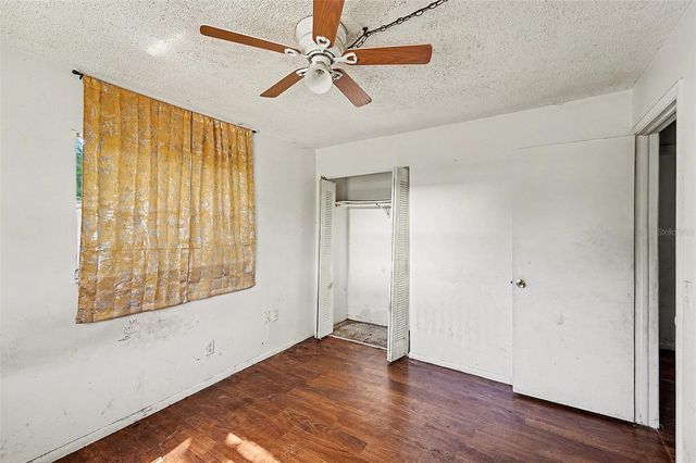 3050 MEADOW LAKE AVENUE, Largo, FL 33771