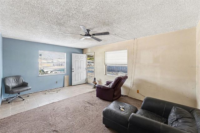 3050 MEADOW LAKE AVENUE, Largo, FL 33771