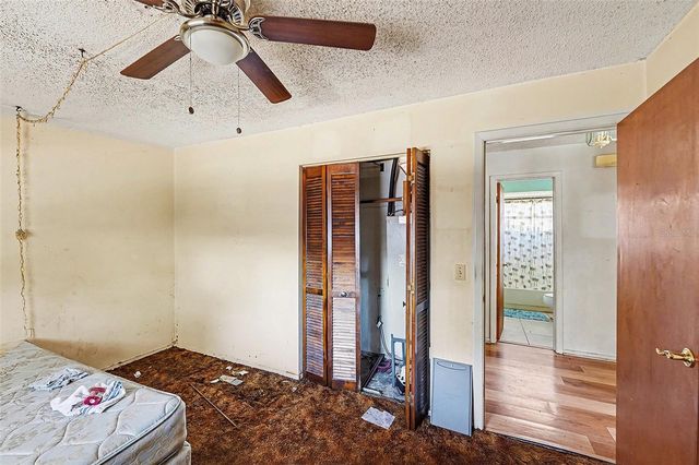 3050 MEADOW LAKE AVENUE, Largo, FL 33771