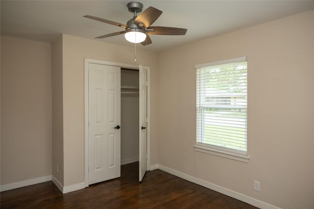 811 Sara Rose Street, Houston, TX 77018