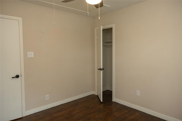 811 Sara Rose Street, Houston, TX 77018