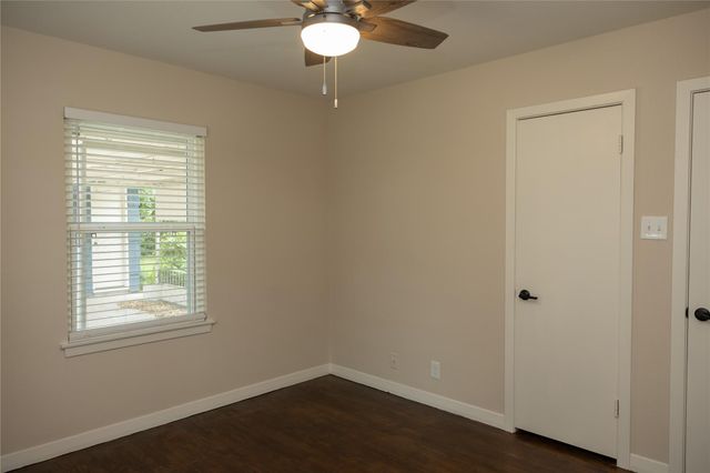 811 Sara Rose Street, Houston, TX 77018