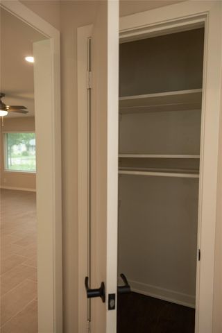 811 Sara Rose Street, Houston, TX 77018